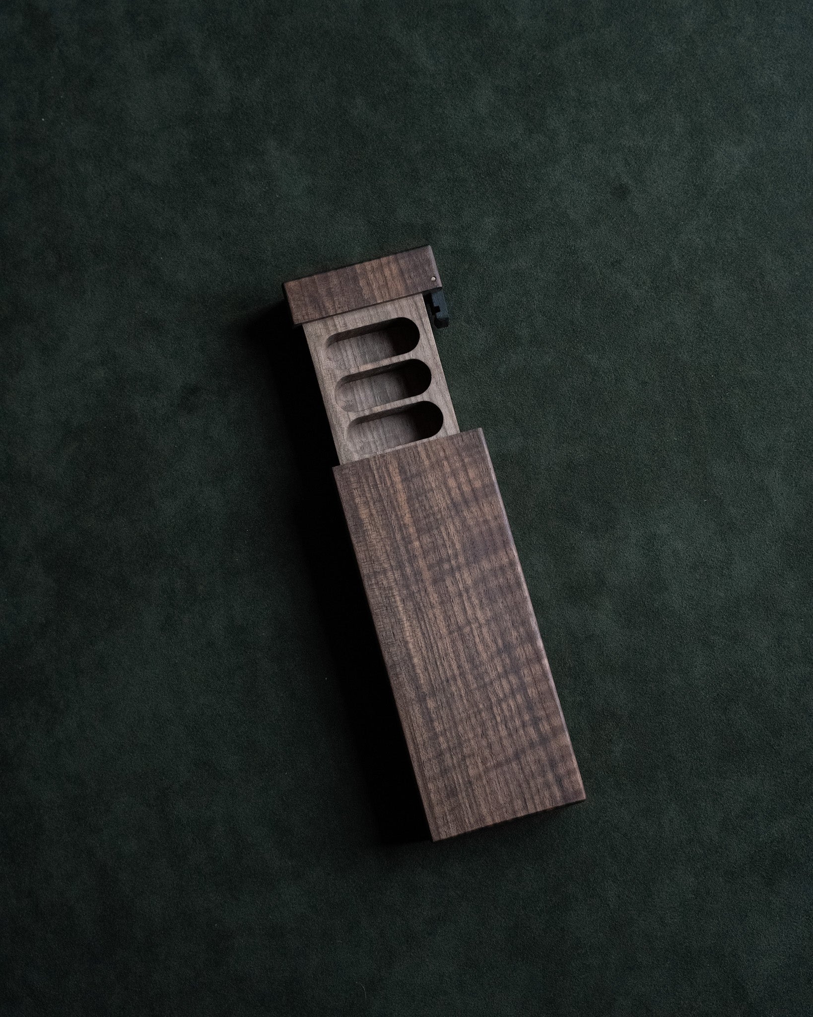PILLBOX WALNUT