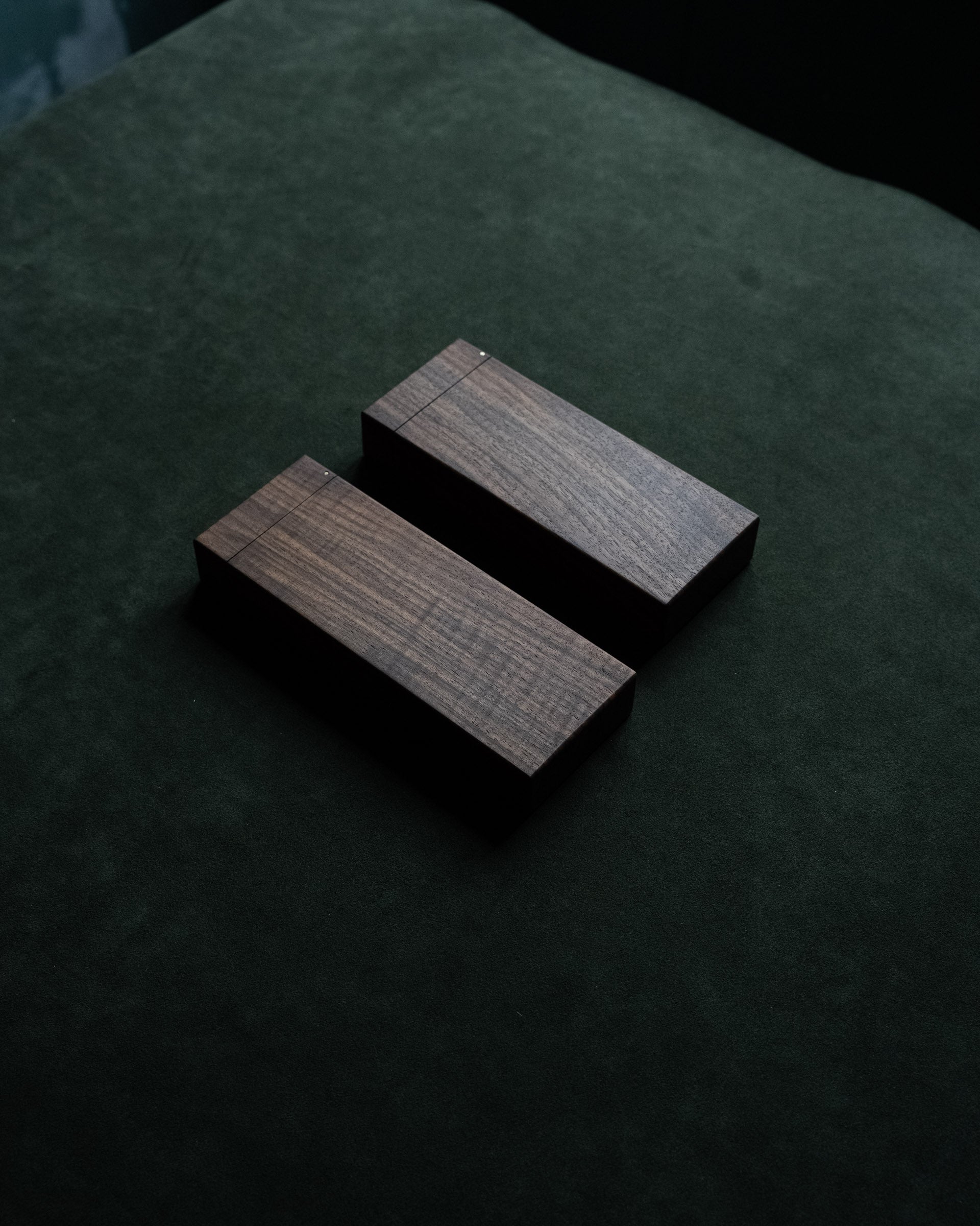 PILLBOX WALNUT