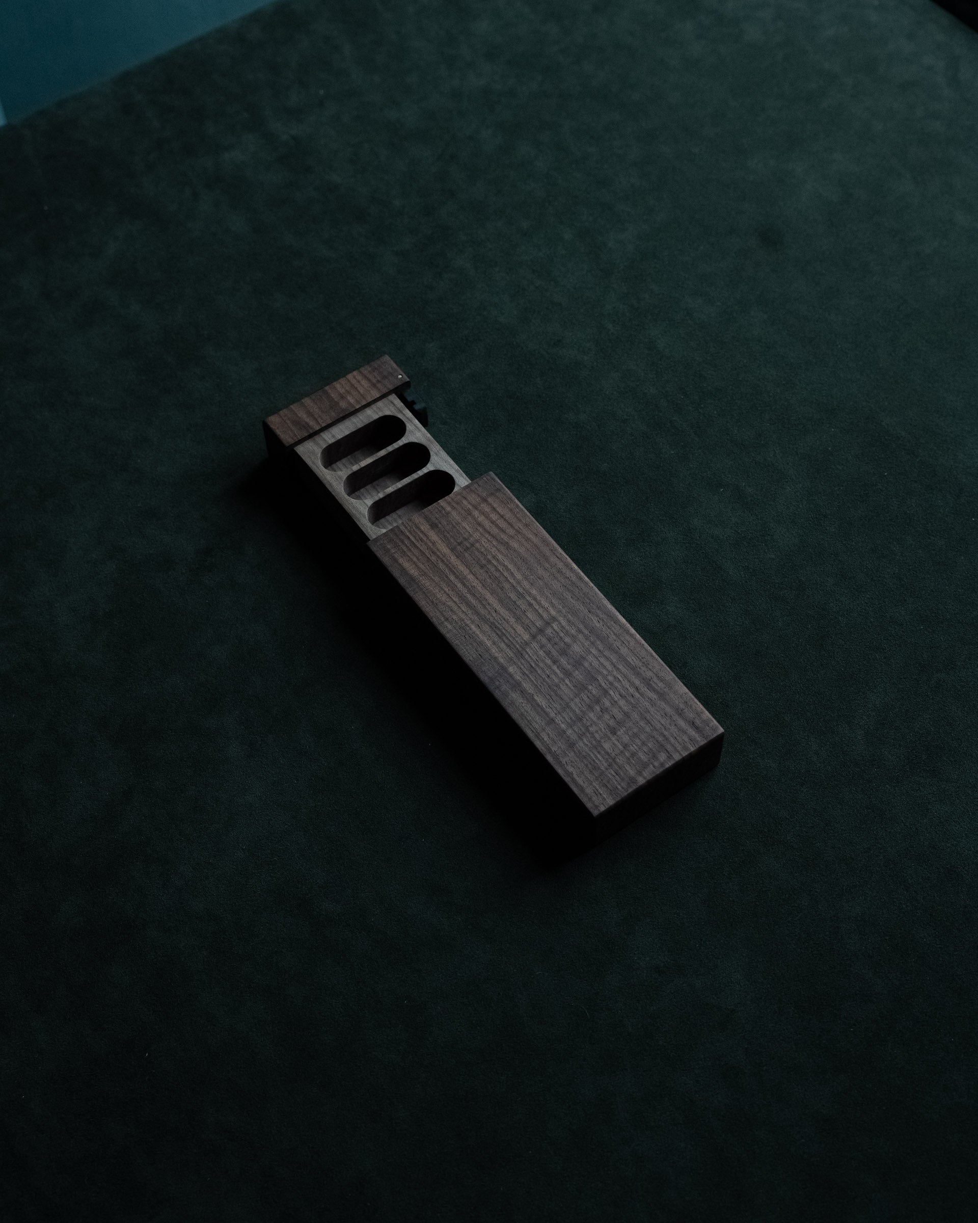 PILLBOX WALNUT