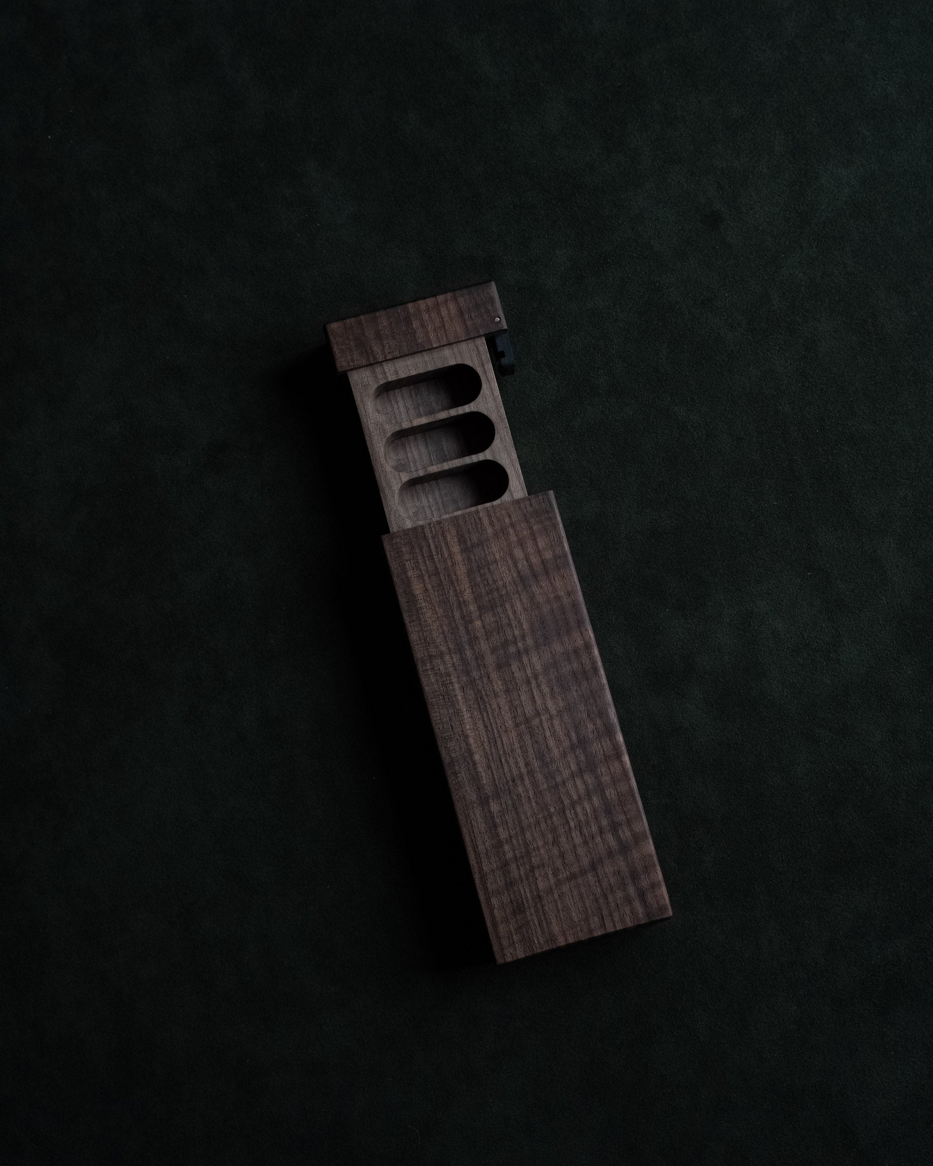 PILLBOX WALNUT