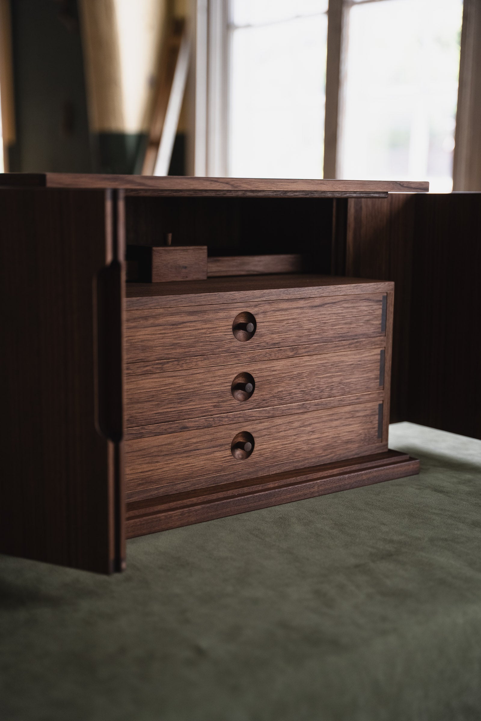 Fold Jewelry Chest