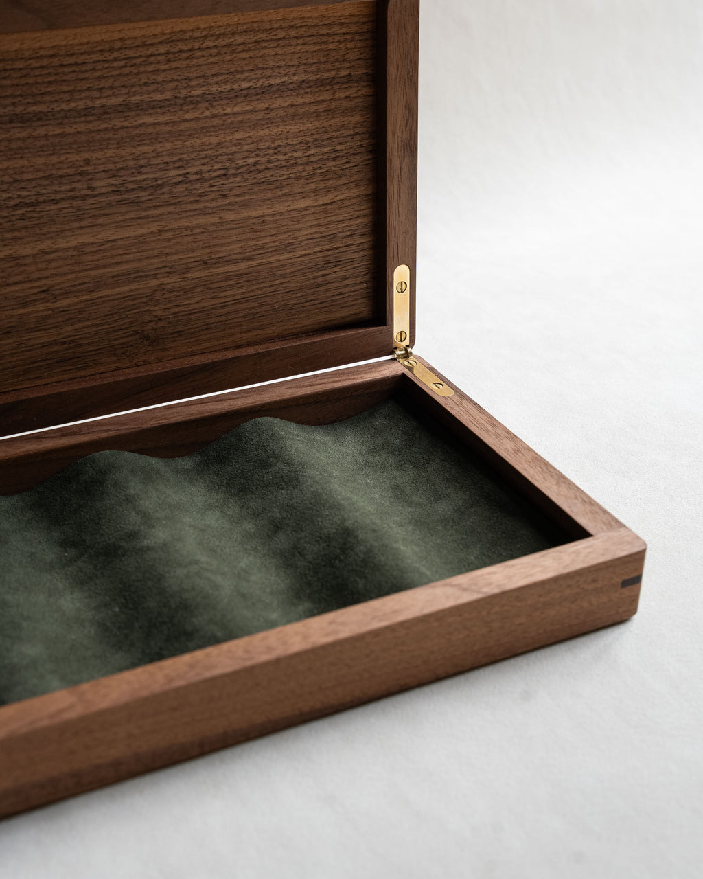 Wave Jewelry Box