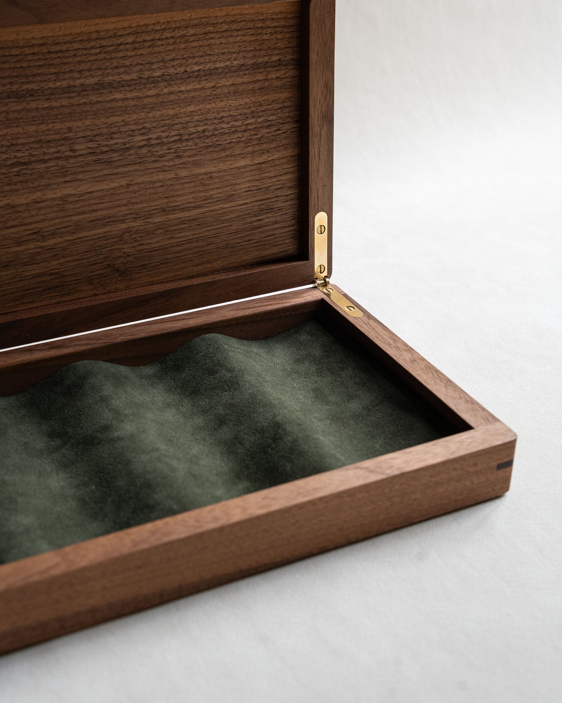 Wave Jewelry Box